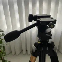 سه پایه دوربین