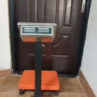 ترازو و بلندگو