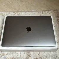 مک بوک پرو ۲۰۱۹ تاچ بار رم ۸ پردازنده i5 8257U