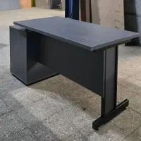 میز مدل فلزی اداری صندلی رنگ بندی کامل