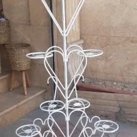 استند پایه گلدان فلزی فرفوژه طبقاتی ریسه باکس گل|گل و گیاه طبیعی|قم, نیروگاه|دیوار
