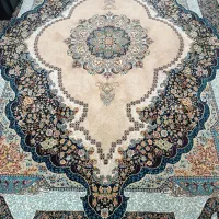 فرش ۹ متری ۷۰۰ شانه
