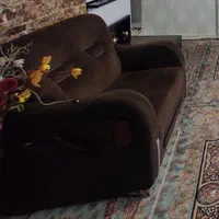 مبل ۷نفره و عسلی های بزرگ و کوچک تخته نرد دار|مبلمان خانگی و میز عسلی|دهگلان, |دیوار