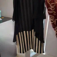 تعداد زیادی لباس