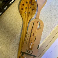 حراج دو عدد کفگیر چوبی
