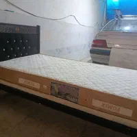 تخت یک نفره