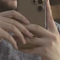 galaxy s24 ultra  12 rom 256 با آداپتور  اصل