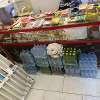 میز مغازه و وسایل