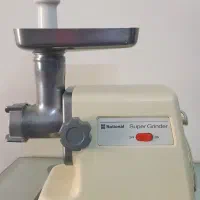 چرخ گوشت ناسیونال ژاپنی
