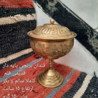 وسایل قدیمی|کلکسیون اشیاء عتیقه|اصفهان, باغ فدک|دیوار