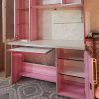 میز تحریر و کامپیوتر همراه با کمد کتابخانه