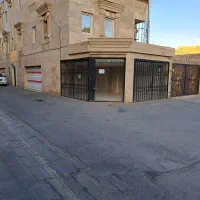 مغازه فروشی