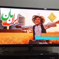 سلام تلویزیون 43اینج خیلی تمیز|تلویزیون و پروژکتور|قم, قلعه کامکار|دیوار