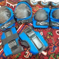 فروش اسکیت سالم با تجهیزات سایز۳۶ تا ۳۹|دوچرخه، اسکیت، اسکوتر|سهند, |دیوار