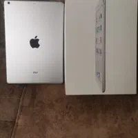 ipad|تبلت|کرج, بنیاد|دیوار