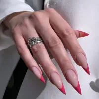 کاشت ناخن و مژه ، پیرسینگ،بافت مو تخفیف خورد|خدمات آرایشگری و زیبایی|اردبیل, |دیوار