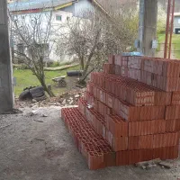 زیردست آجرچینی کاشی کاری وبلوک چینی