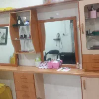 دکور آرایشگاه و صندلی اصلاح