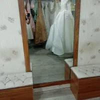 آینه و نشیمن بغل
