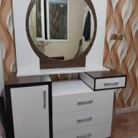 میز آرایش