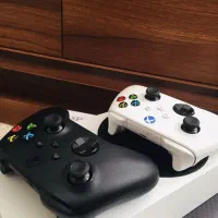 Xbox serie s دو دسته سه ماه کارکرد|کنسول، بازی ویدئویی و آنلاین|مشهد, مصلی (کارمندان اول)|دیوار