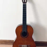 YAMAHA C40