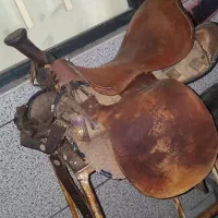 زین اسب بدون پارکاب