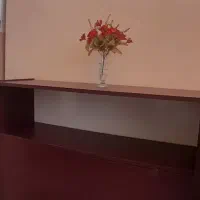 کنار تخت کودک و نوجوان