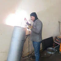 خدمات جوشکاری و برشکاری و تعمیرات و تاسیسات