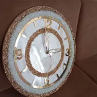 ساعت زیبای رزینی