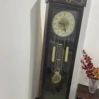 ساعت ایستاده سالم وتمییز