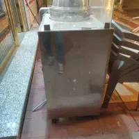 کارگرمرغ فروشی
