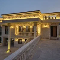 برقکاری رفع عیب نصب لوستر آیفون و..|خدمات پیشه و مهارت|اراک, |دیوار