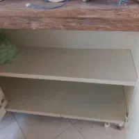 کابینت فلزی سالم و تمیز