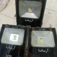 تعمیرات انواع لامپ وپرژکتور وپنل های سقفی و براکت