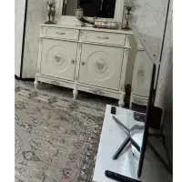 فروش فوری میز تلوزیون . میز کنسول . میز آرایش