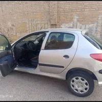 پژو ۲۰۶ تیپ ۲ مدل ۱۳۸۲|خودرو سواری و وانت|تهران, فلسطین (میدان انقلاب)|دیوار