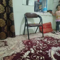 یک عدد صندلی