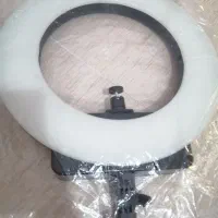 رینگ لایت آینه دار پروفشنال بهمراه پایه پروفشنال