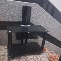 میز تلوزیون شیشه ای