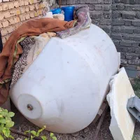 منبع آب قیفی عمودی با پایه آهنی مخصوص منزل وکارگاه