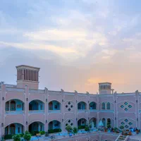 استخدام تعدادی نیروی کار