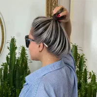 مشاوره رنگ مو+انتخاب فرمول و پک رنگ اختصاصی شما