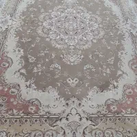 فرش و پادری ،طرح برجسته.