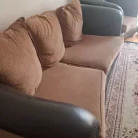 مبلمان چرم ۵نفره تمیز و شیک|مبلمان خانگی و میز عسلی|گنبد کاووس, |دیوار