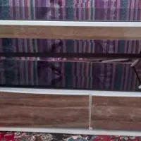 میز تلوزیون تمیز و سالم