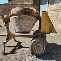 بتن‌گیر بتونیر