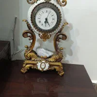 ساعت کاملا سالم