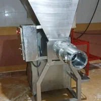 دستگاه استخوان گیر مرغ خمیر مرغ (بادِر)