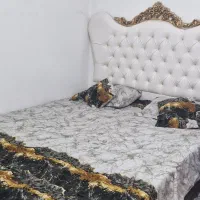 تخت خواب سلطنتی